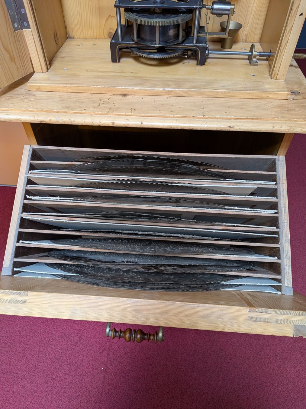 Symphonion Spieldosen: Riesen Symphonion Musikautomat Spieldose – Gebraucht aus Schönenwerd von kybi 8