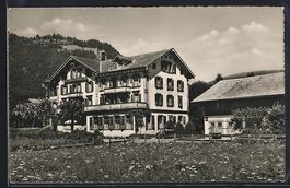 Wilderswil, Wiese vor dem Hotel Jungfrau