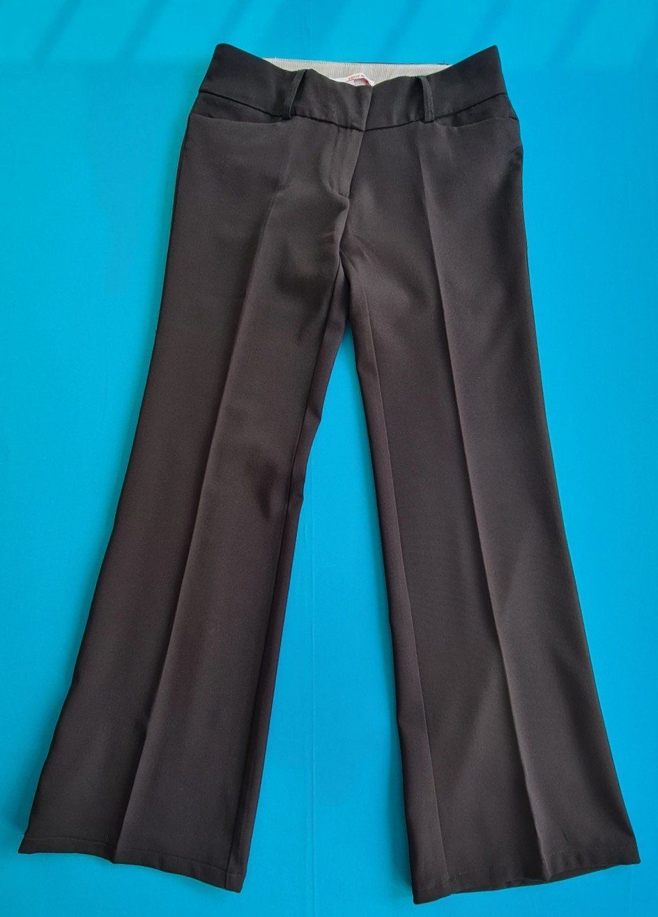 Tally Weijl Pantaloni: Hose Schwarz Gr. 34/36 – Usato da Saland venduto da V-Tour