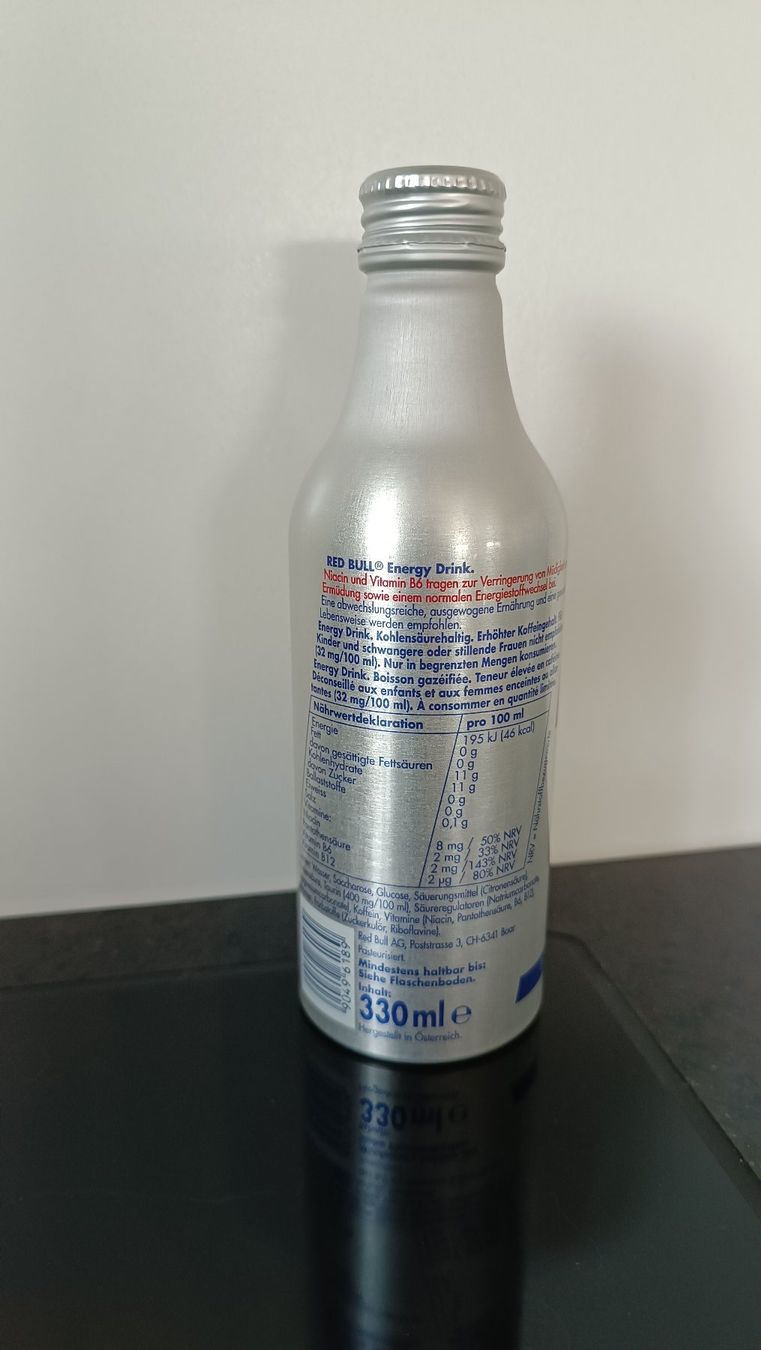 Red Bull Sonstiges Geschirr & Gläser: Red Bull Flasche – Neu und originalverpackt aus Bottenwil von ruli2007 1