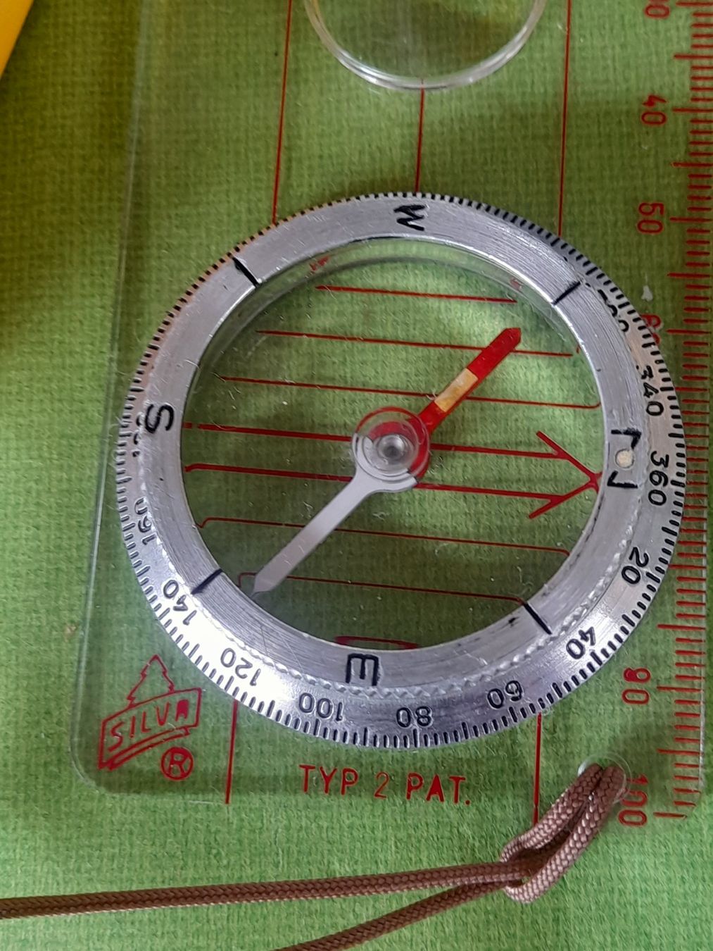 GPS & Appareils de mesure: 2 x Kompass – D'occasion à Aeschi b.Spiez par 52_wochen 7