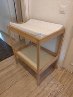 Table et matelas à langer, en très bon état