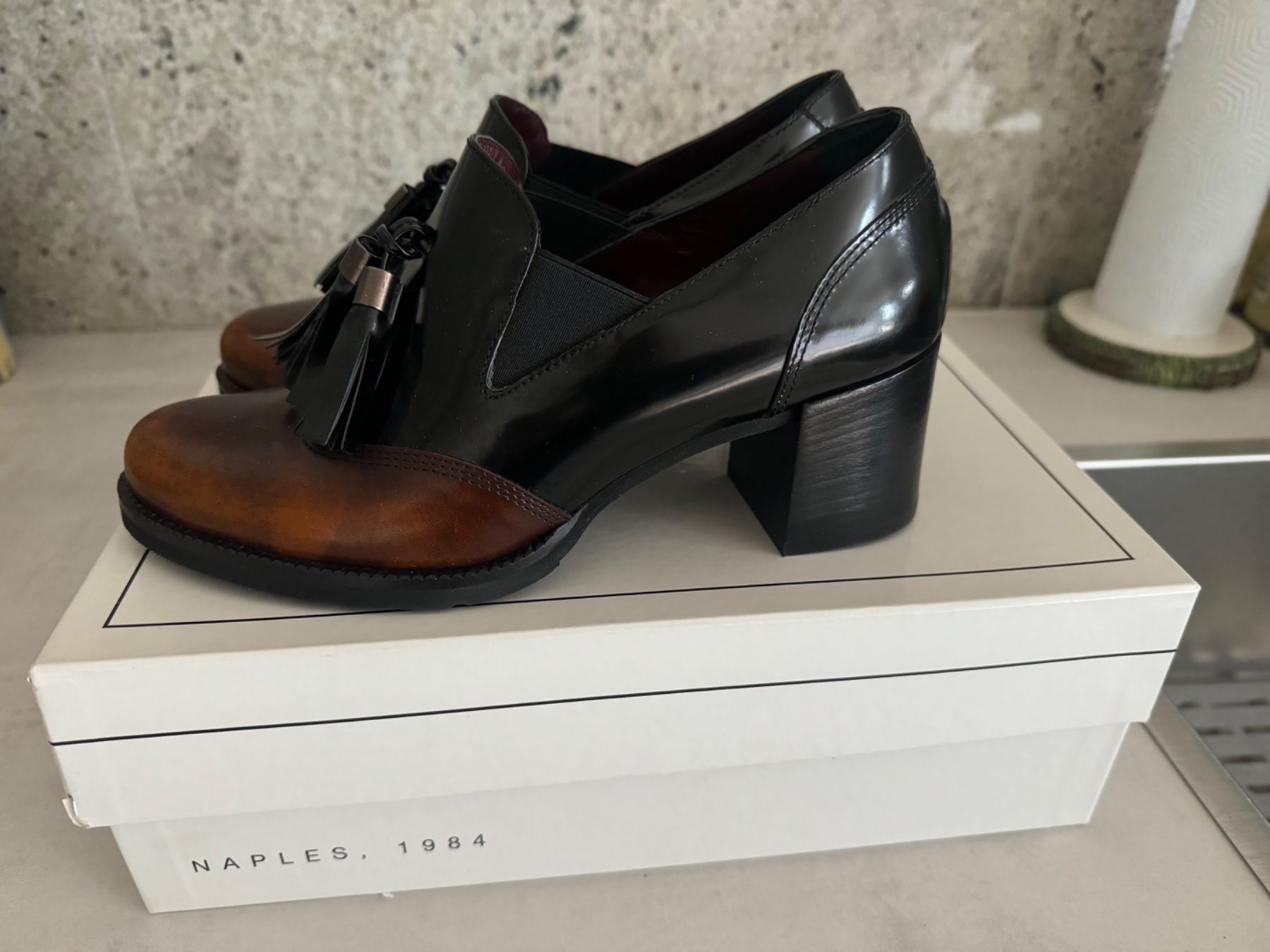 Scarpe da donna: Leder Pumps in der Gr. 36 – Nuovo e nell'imballaggio originale da Geroldswil venduto da Jeremy11
