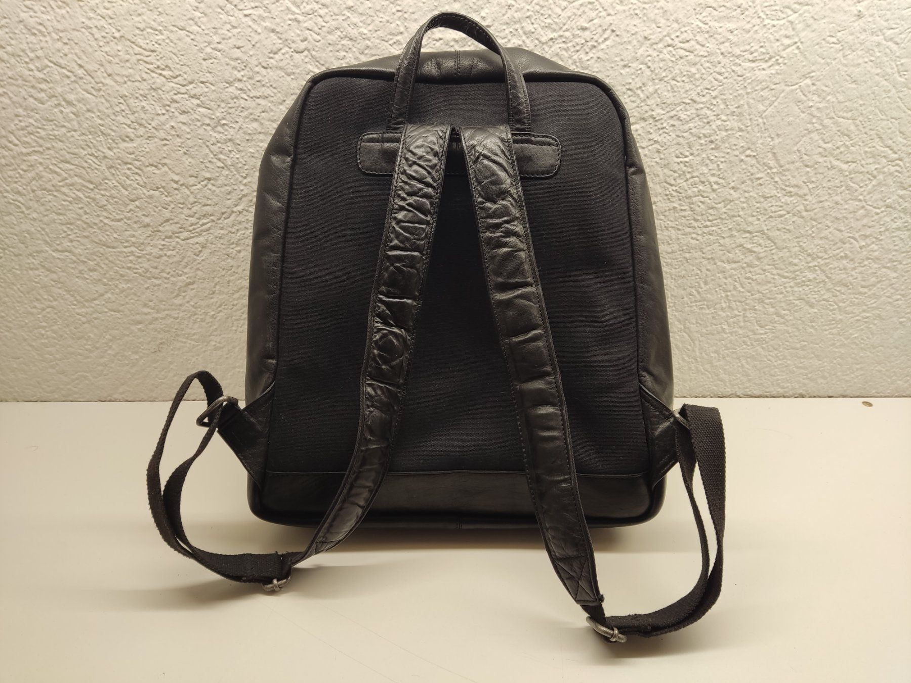 Zaini: Gusti Leder "Niki" / Schwarzer Echtleder Rucksack – Usato da Bern venduto da wratter 1