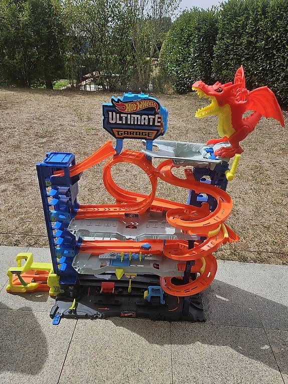 Jouets: Hot Wheels City Ultimate Garage – D'occasion à Hausen AG par ZionElyas