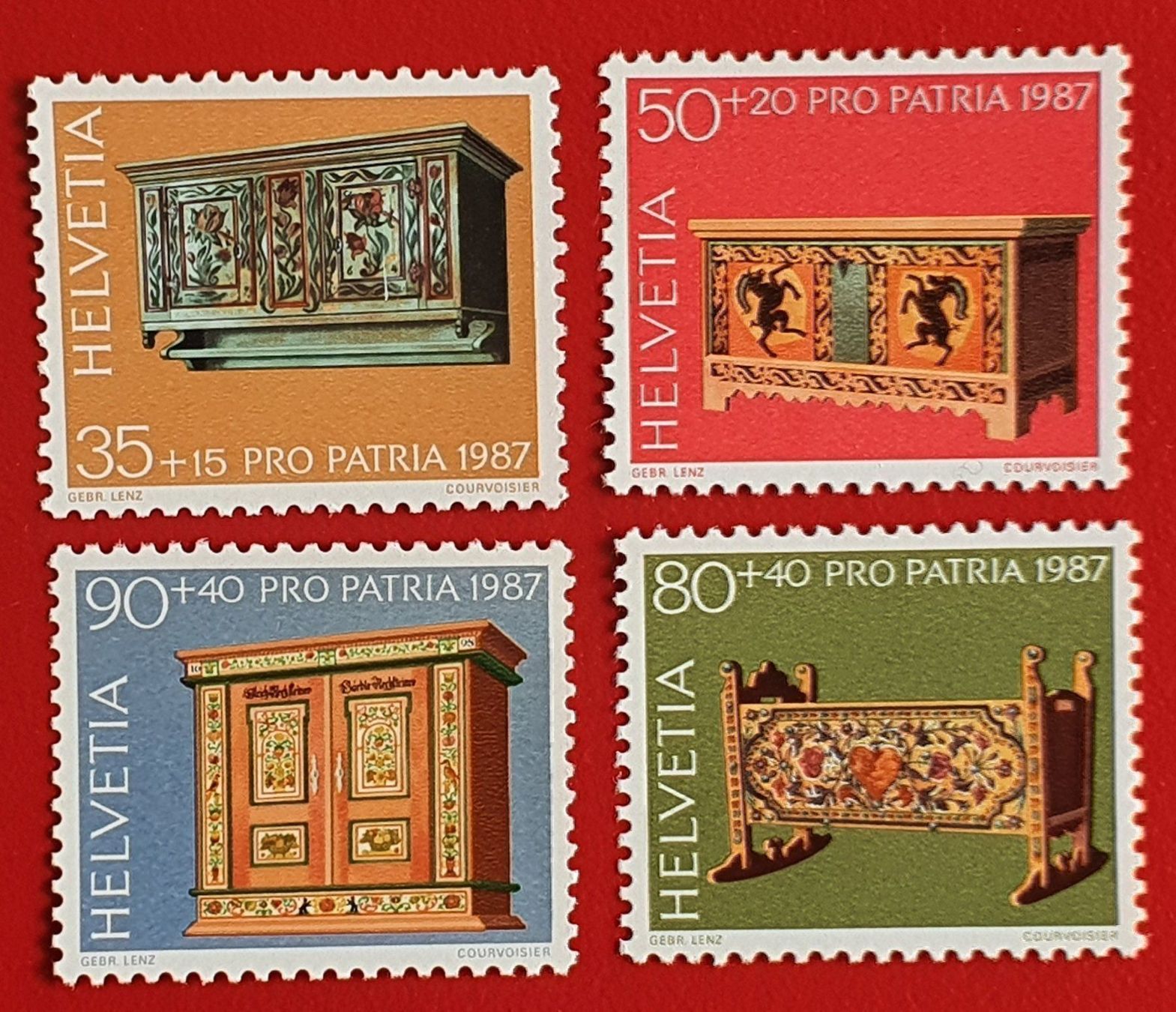 Tutti i francobolli: PRO PATRIA SATZ 215 - 218 1987** POSTFRISCH – Nuovo (secondo la descrizione) da Düdingen venduto da Quartierstrasse