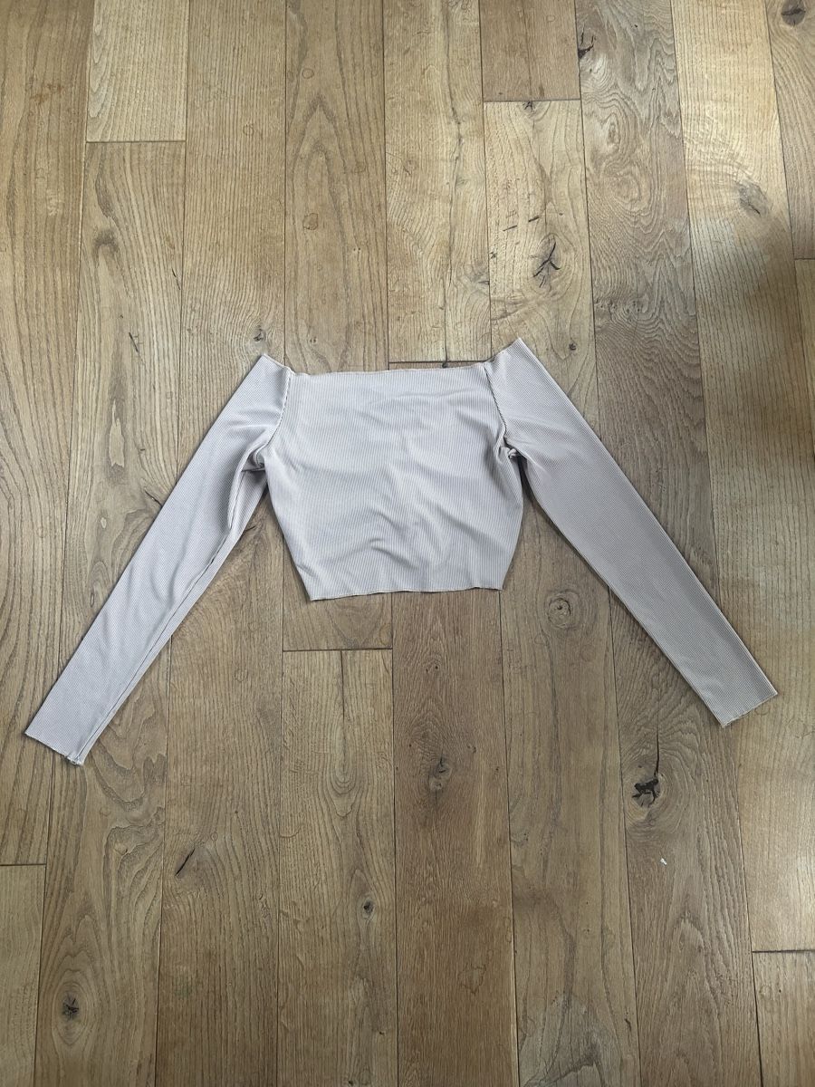 Shein T-shirt: Wunderschönes Damen Langarmshirt Grösse S  – Usato da Frauenfeld venduto da jae_vs6j 1