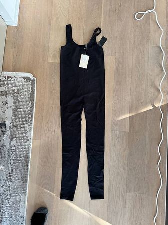 Sportwear für Schwangere, Jumpsuit Mamalicious S/M, neu