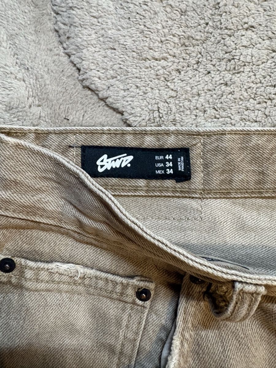 Jeans: Jorts beige Pull and Bear – D'occasion à Däniken SO par Teolada 1