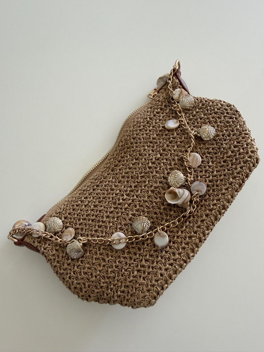 Asos Sacs femmes: ASOS Seashell Handbag – Neuf (Voir description) à Zürich par emi_lj5l