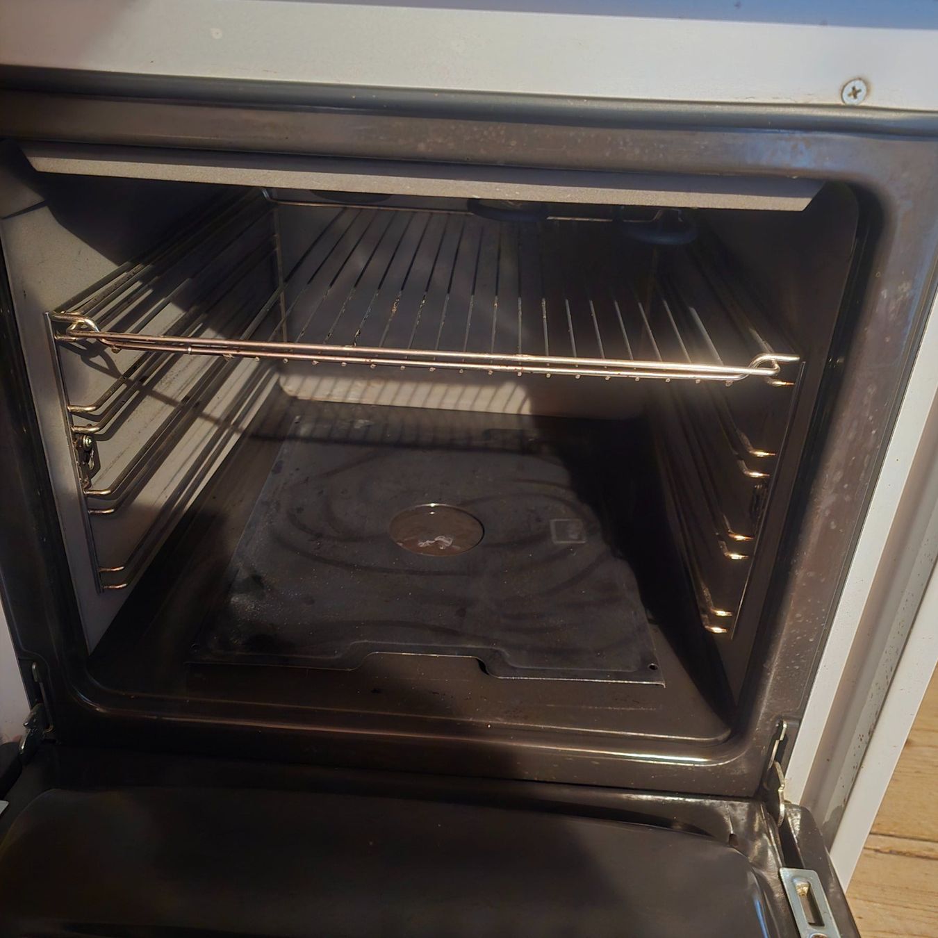 Bauknecht Cucine: Cuisinière avec plaque de cuisson – Usato da Tramelan venduto da banige 1