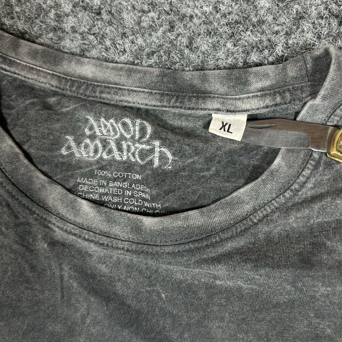 T-shirt: Merch Amon Amarth XL  – Usato da La Sagne NE venduto da Matlasape 2