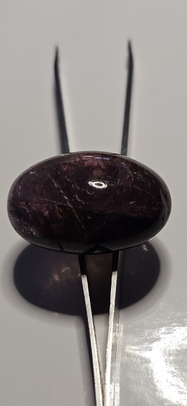 Pietre preziose: Amethyst Oval poliert mit Rutil Einschlüssen 41.95ct. – Nuovo e nell'imballaggio originale da Nürensdorf venduto da salibeer