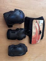 Knie, Ellenbogen und Handgelenkschoner Gr. S