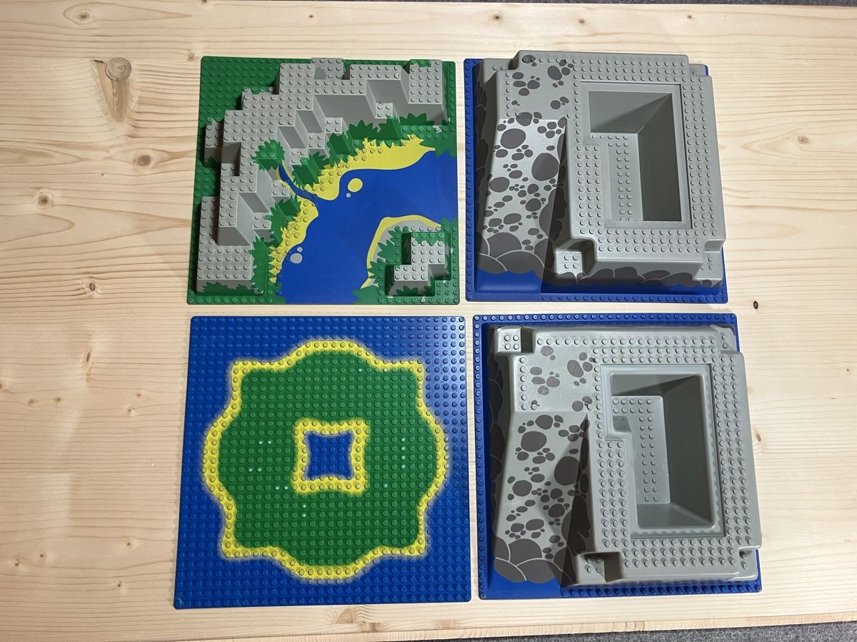 Lego Kit di costruzioni: Lego Piraten Grundplatten – Usato da Luzern venduto da windundsichtschutz