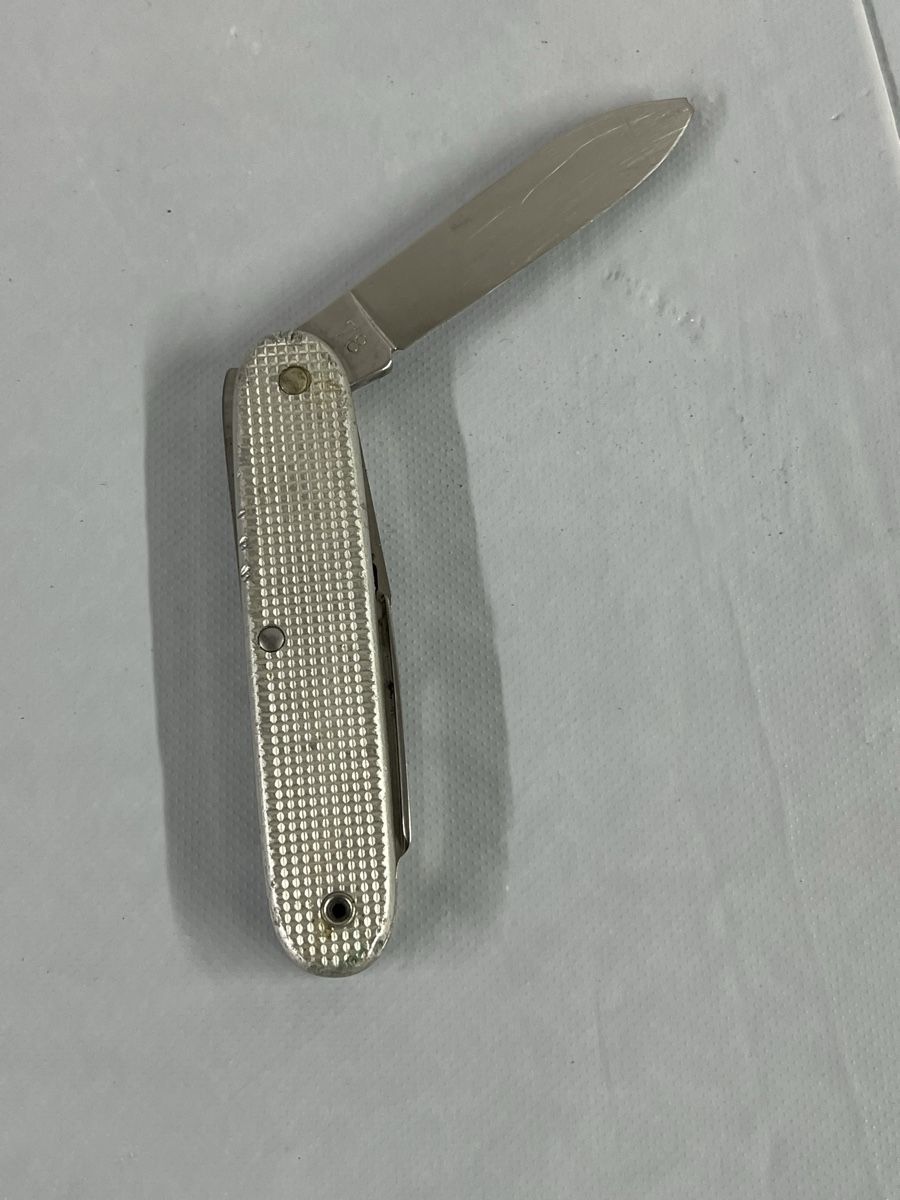 Schweizer Armee Coltelli tascabile: Original Schweizer Taschenmesser mit Schweizer Kreuz-Emblem – Usato da Urnäsch venduto da Ursjack 2