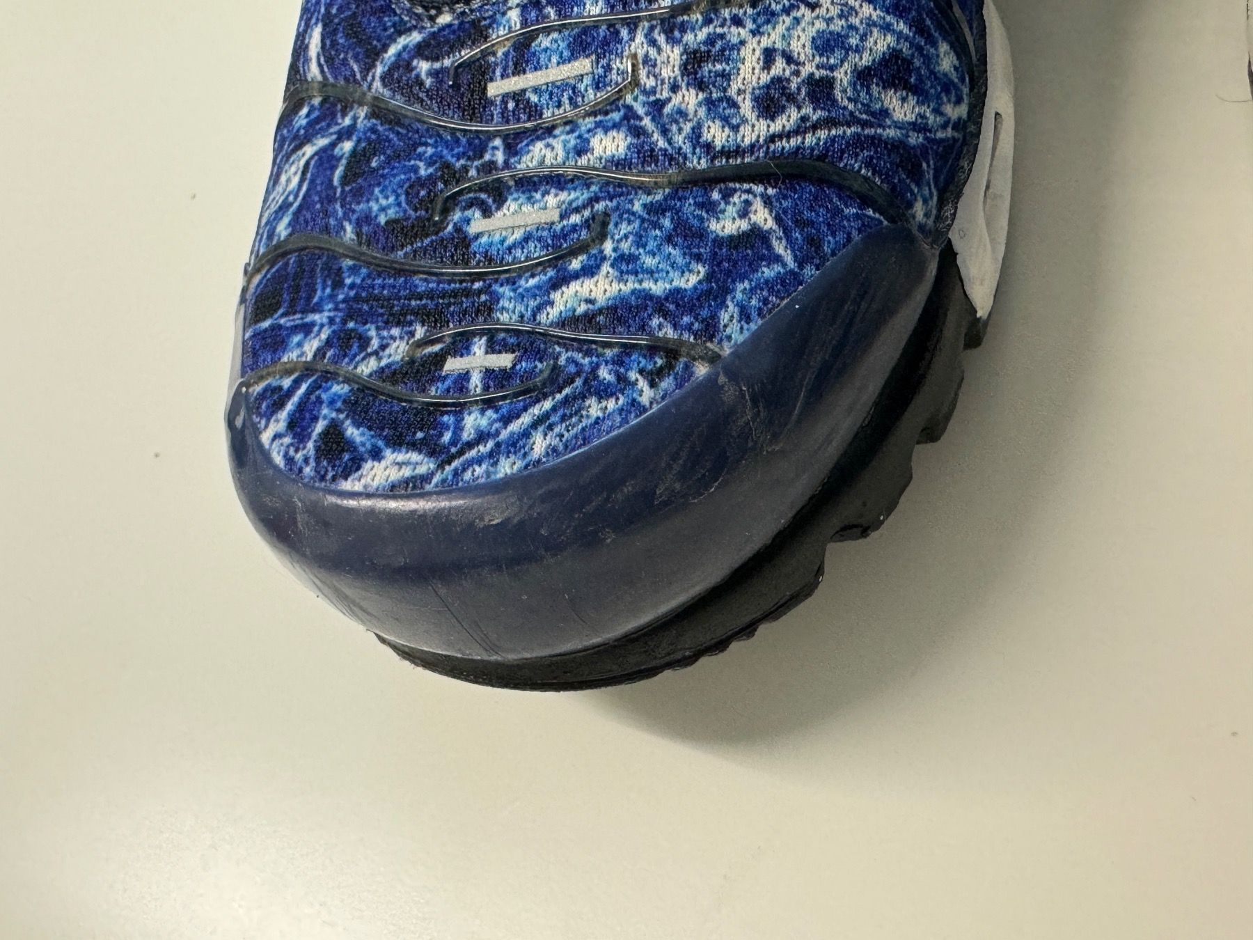 Nike Scarpe da uomo: Nike Air Max Plus Midnight Navy White 44 – Usato da Neftenbach venduto da Sunnystreet 5