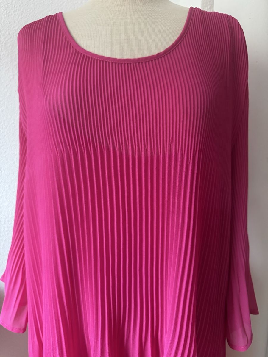 Kleider: Robe CHALOU plissée taille 42, magenta  – Neu (gemäss Beschreibung) aus Morges von sandy069 1