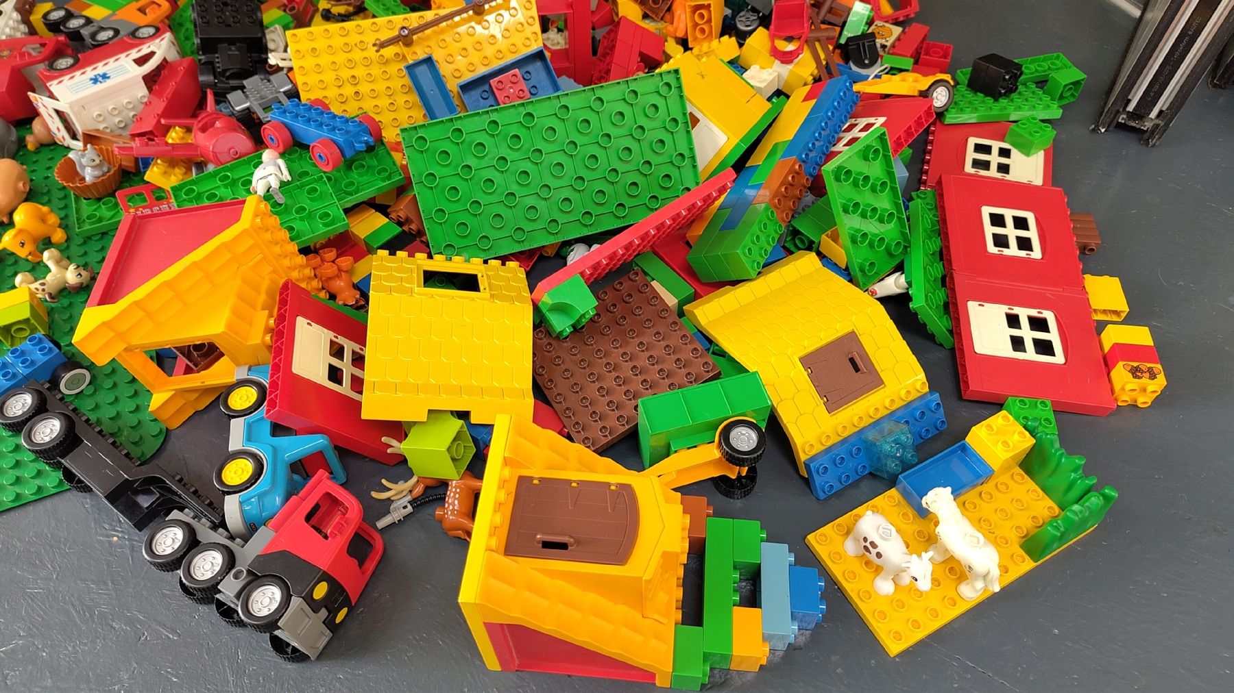 Lego Spielzeuge: Lego Duplo diverse Teile gemischt gebraucht – Gebraucht aus Malters von mavoma 3