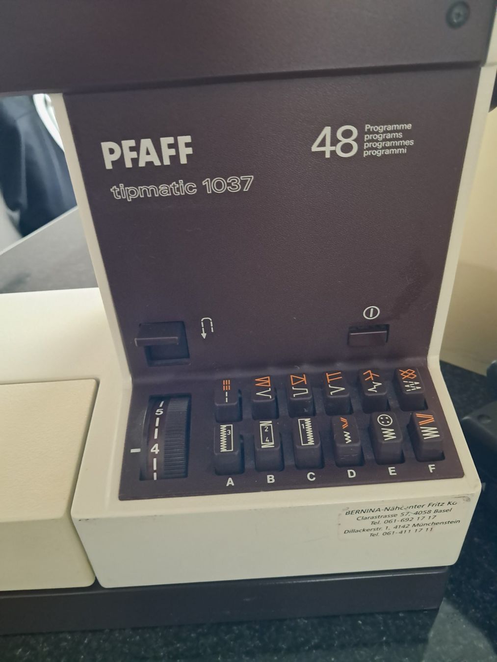 Pfaff Nähmaschinen: Nähmaschine PFAFF tipmatic 1037 – Gebraucht aus Liestal von nemi-lou 1