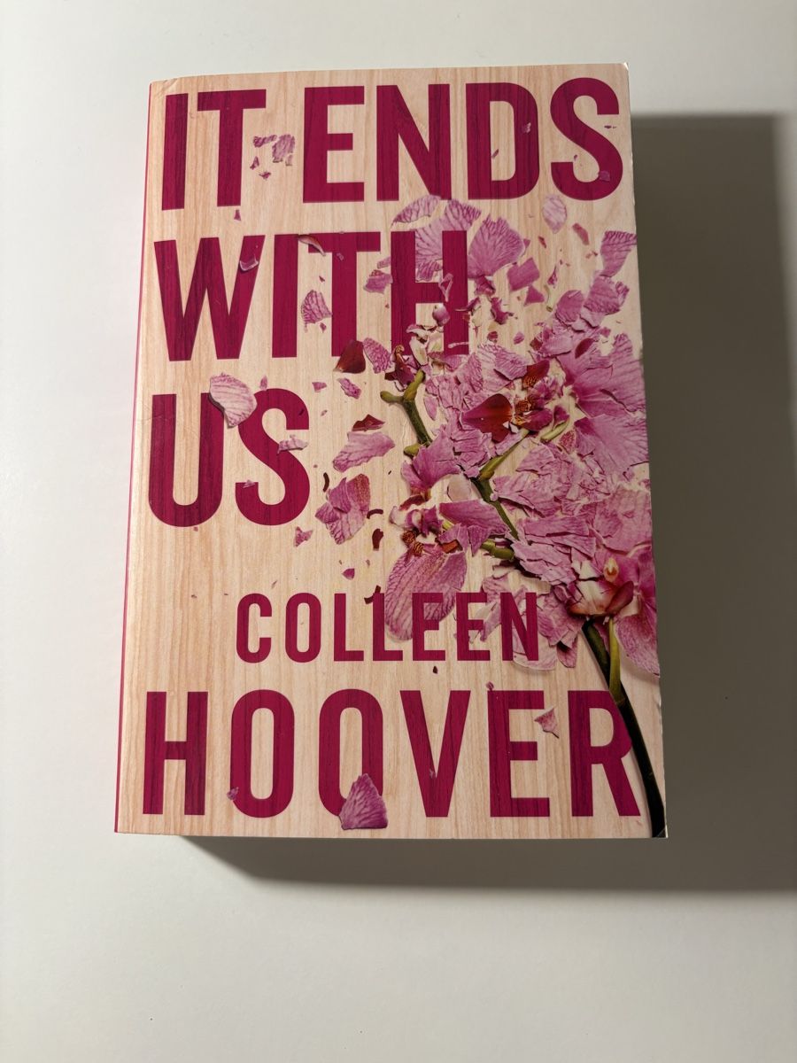Libri: It ends with us - Colleen Hoover – Nuovo (secondo la descrizione) da Moosseedorf venduto da ved_52