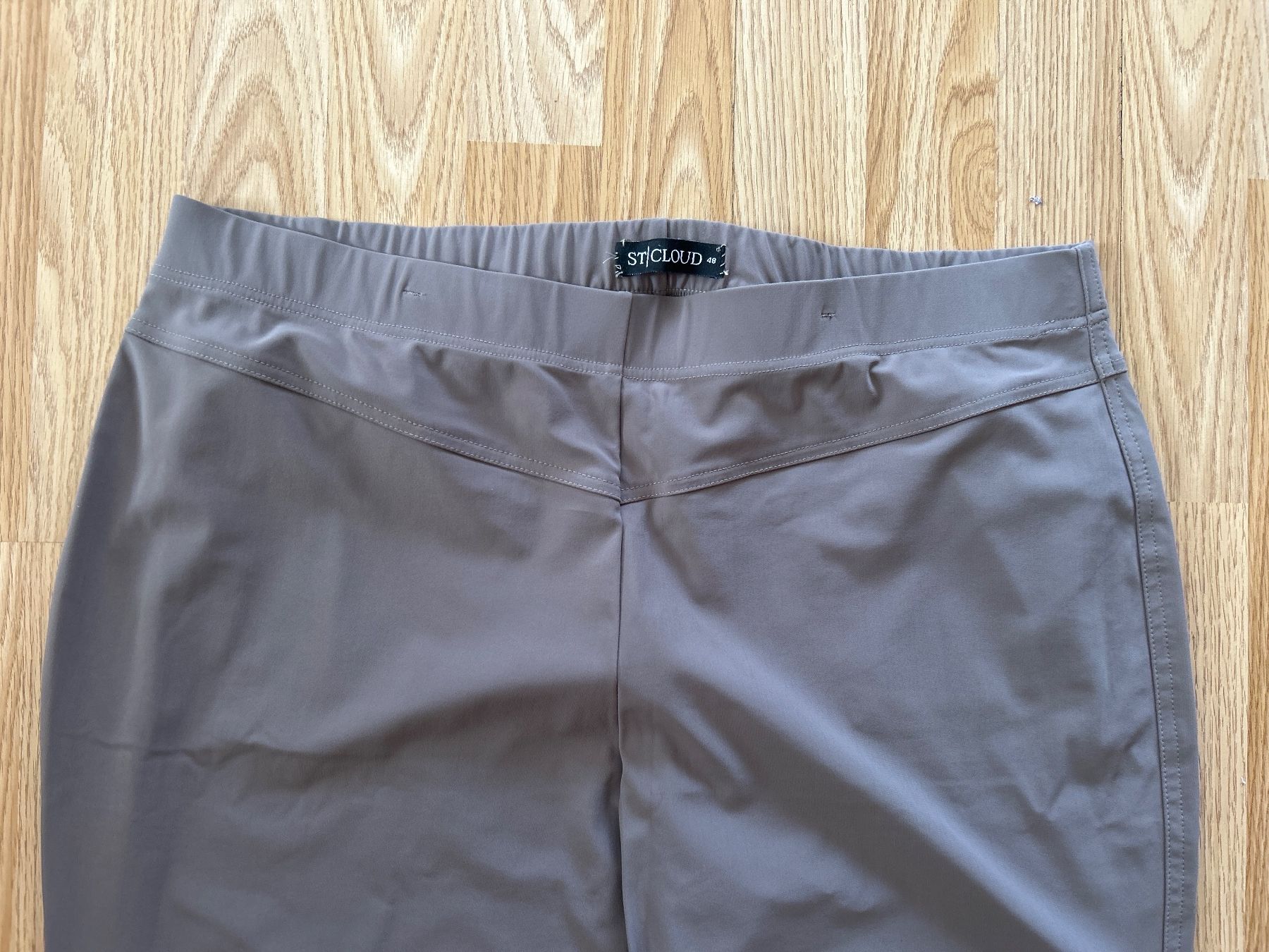 Pantaloni: Hosen ST CLOUD grau Groesse 48 – Usato da Buttisholz venduto da allule13 1