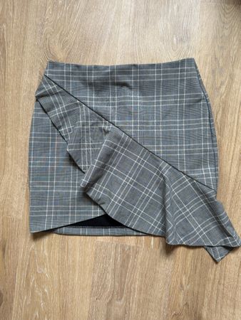 Mini jupe gris carreaux volants H&M, t.38/M