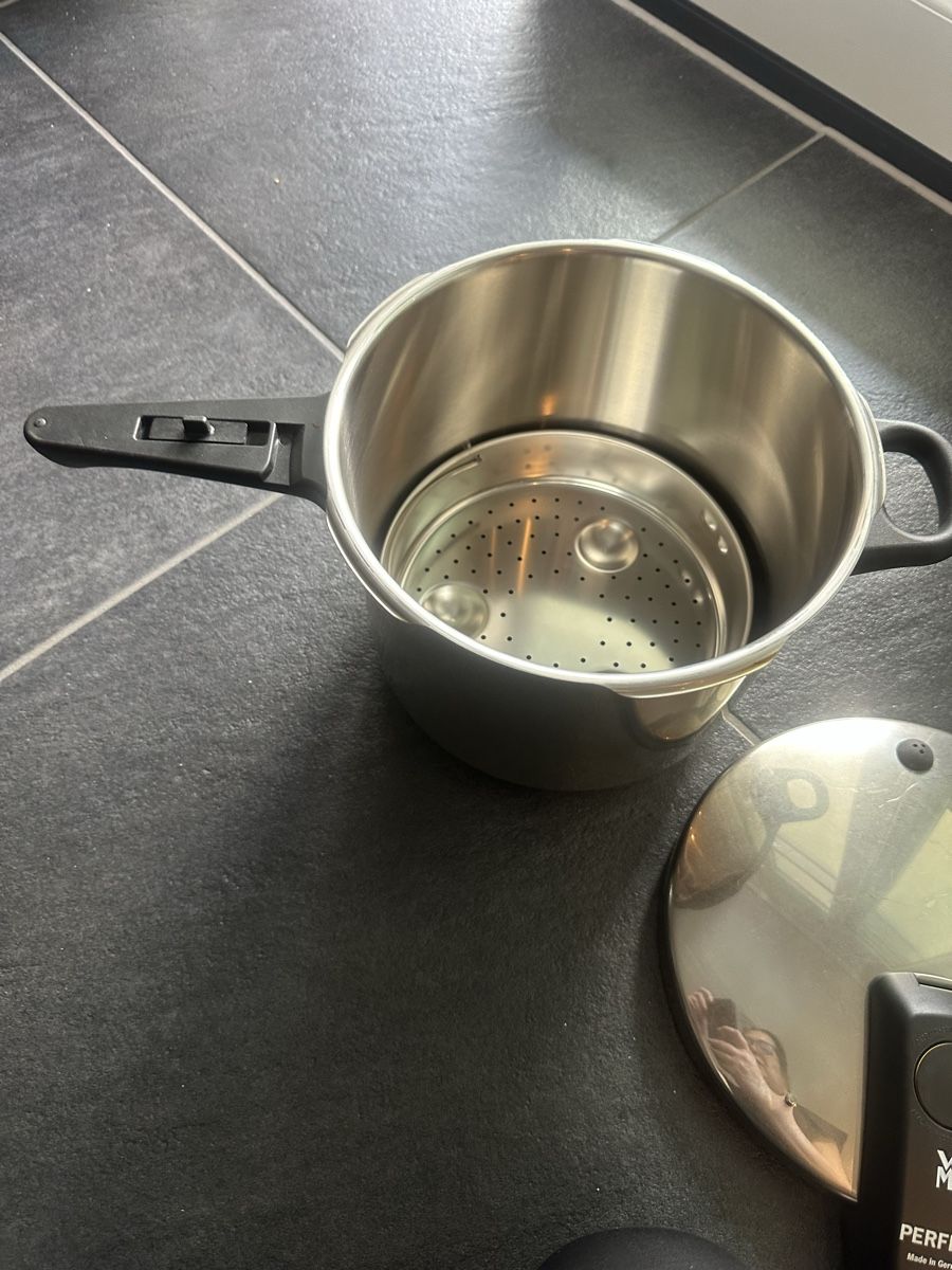 WMF Pentole: Schnellkochtopf – Nuovo e nell'imballaggio originale da Dübendorf venduto da ja-m 3