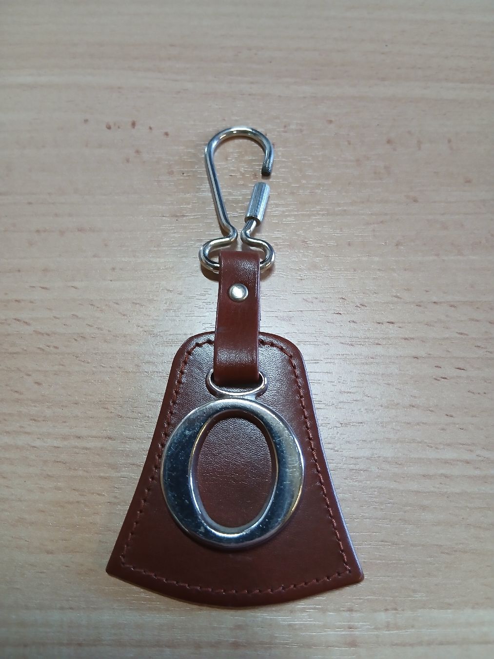 Schlüsselanhänger & - bänder: porte clé  – Neu und originalverpackt aus Vuadens von oiezo