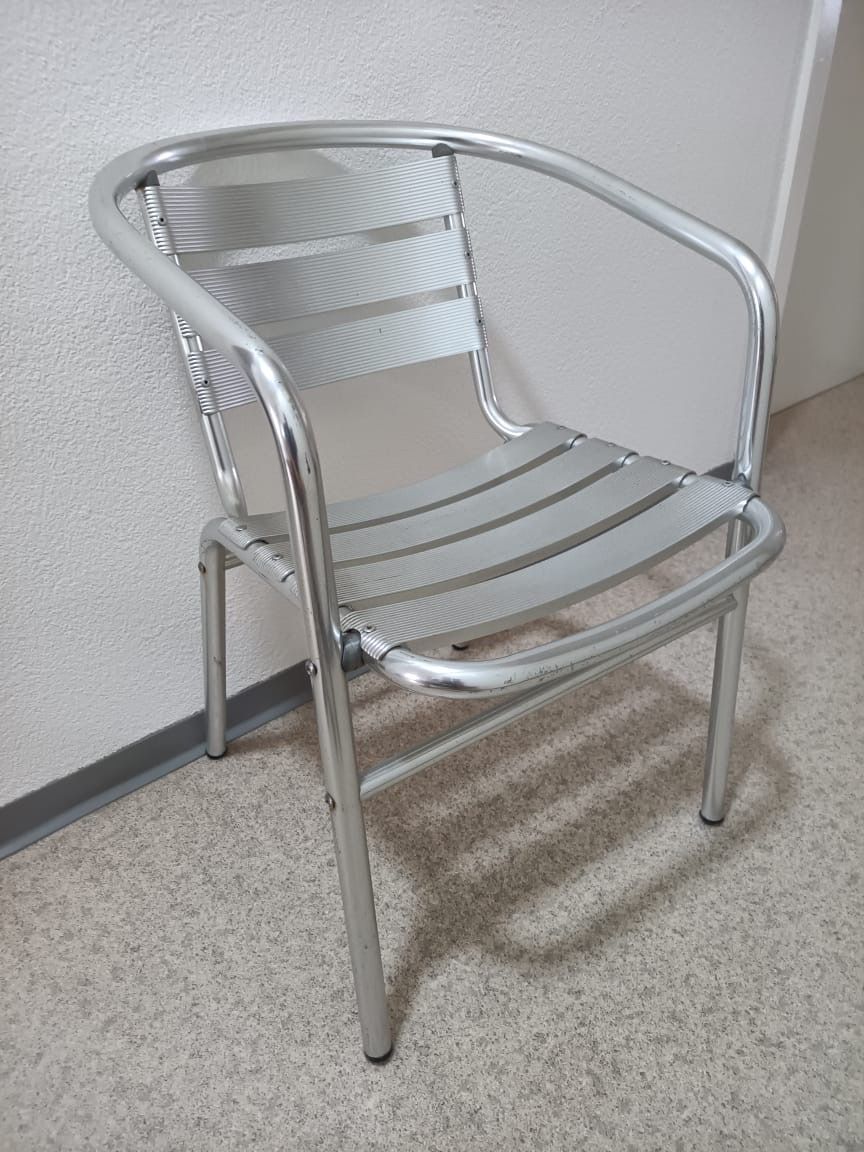 Sedie: Aluminium Stuhl 2 st – Usato da Wohlen AG venduto da yev_q62x