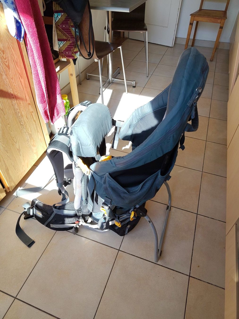 Deuter Marsupi portabebè: Deuter Kid Confort III – Usato da Lausanne venduto da lozed 1