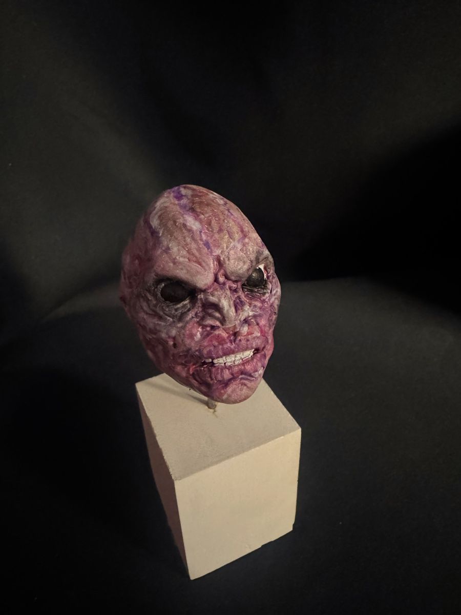 Figuren: POLTERGEIST nach HR Giger, Horror – Neu (gemäss Beschreibung) aus Glattfelden von Ak_5bL 1