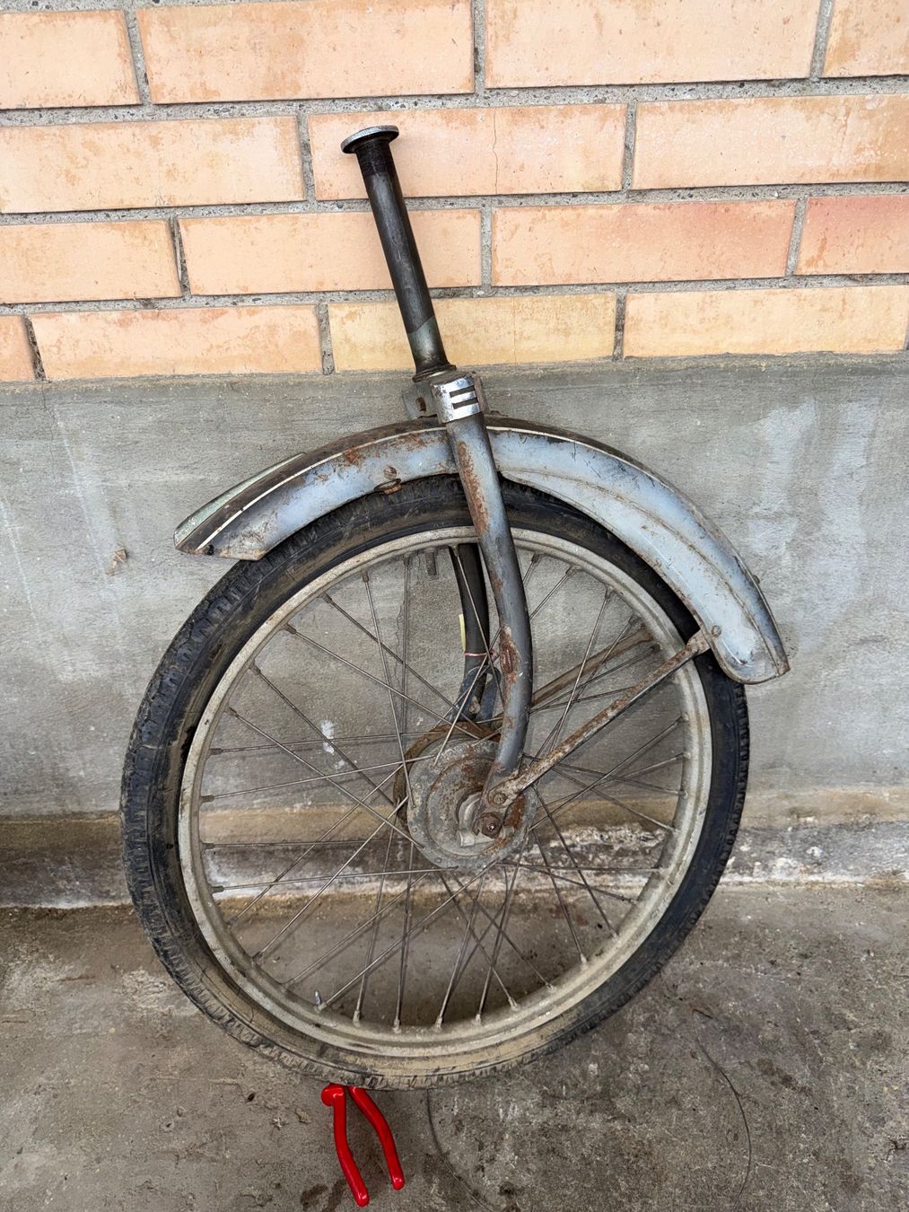 Sachs Parti ricambio per ciclomotori: Sachs 502 Mofa Starrgabel mit Vorderrad – Difettoso da Fahrni b. Thun venduto da berger_tuning34 4