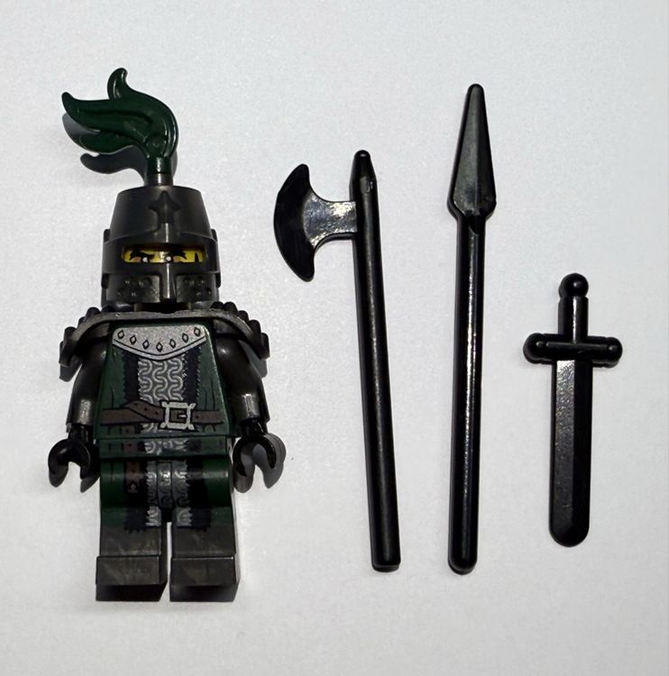1 Lego Ritter Figur mit Waffen und Helm rar (Gebraucht) in Rheinfelden ...