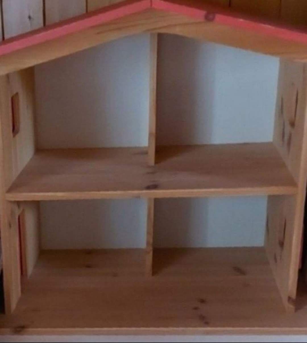 Case e mobili per bambole: Schönes Puppenhaus  – Usato da Steinen venduto da bruvlatur86 3