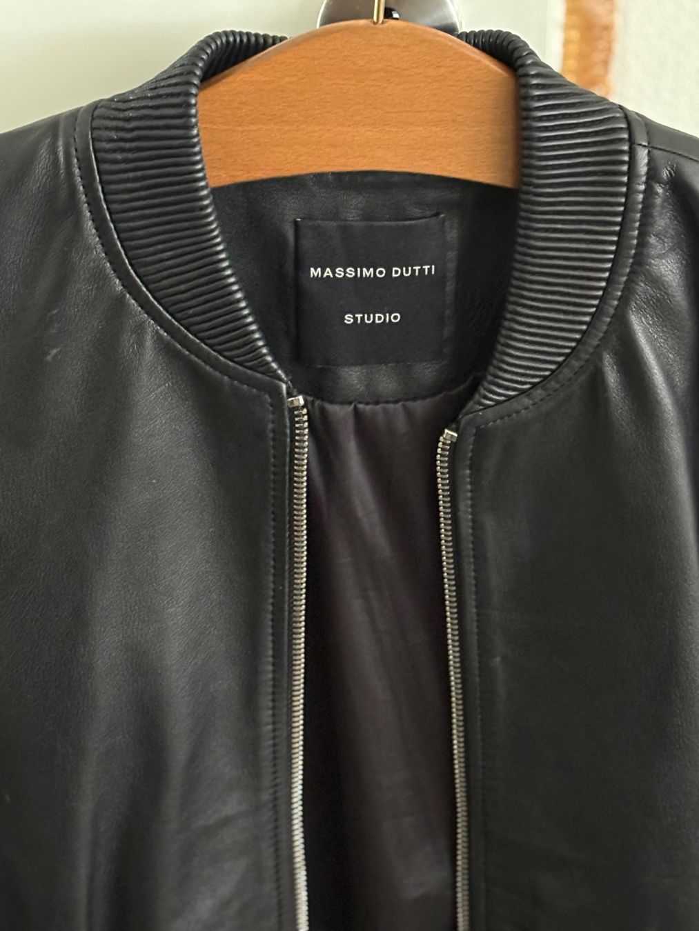 Massimo Dutti Giacche: Massimo Dutti Leather jacket (rare) – Usato da Frauenfeld venduto da Classiclover 3