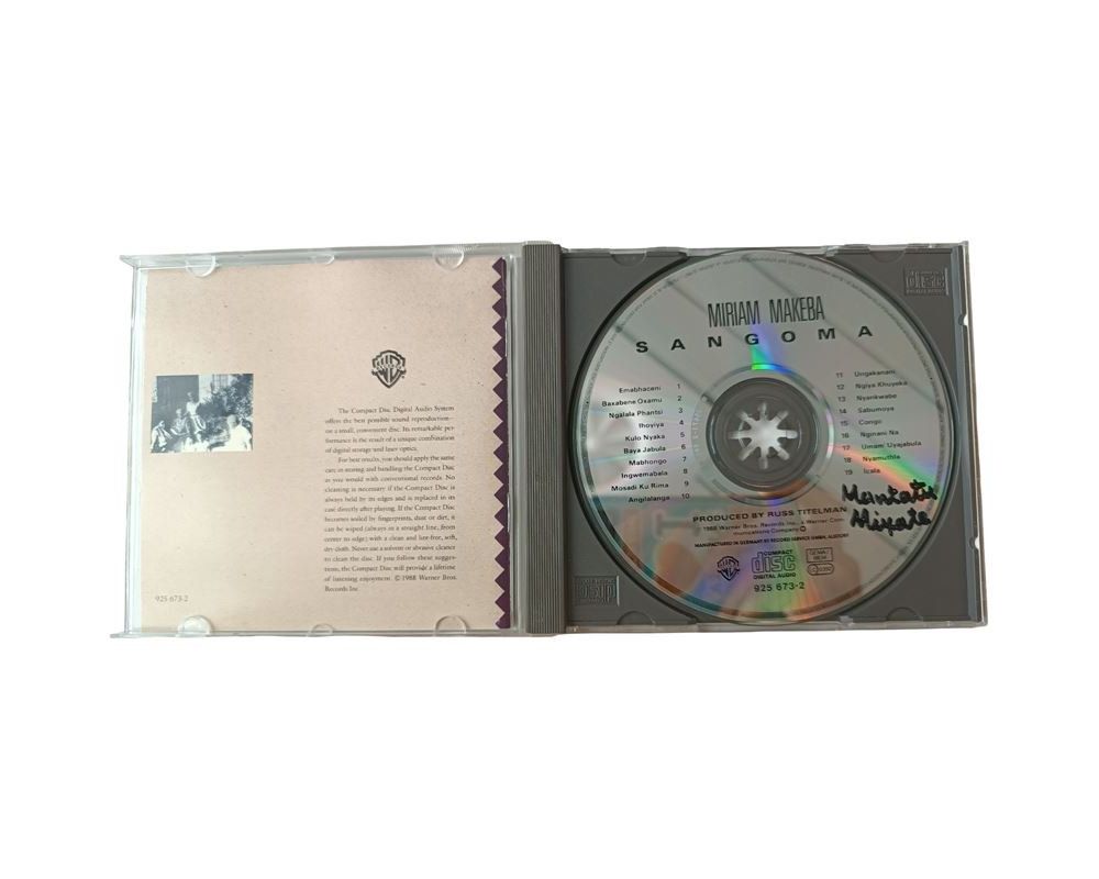 CDs: Miriam Makeba - Sangoma | CD – D'occasion à Luzern par Restwert_Luzern 2