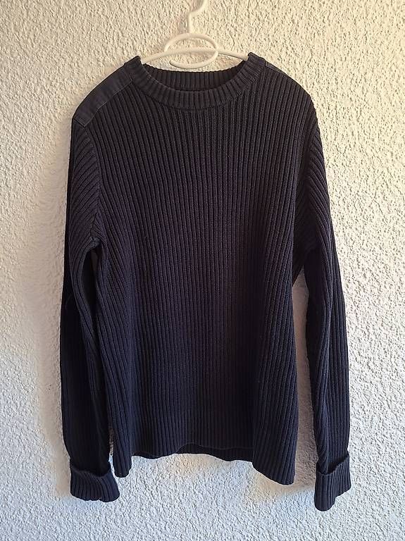 Pulls & Sweat-shirts: Blauer Strickpullover Grösse L – D'occasion à Belp par ced_y8hx