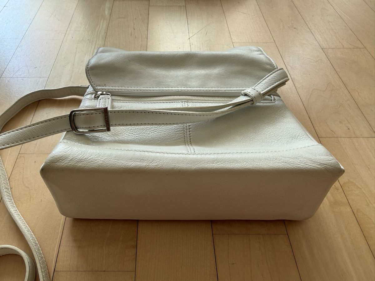 Picard Taschen für Damen: Picard Tasche Leder weiss  – Gebraucht aus Uster von Schangnau87 6