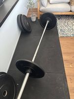 Bumper Plate Set + Olympic Bar | 90 kg
