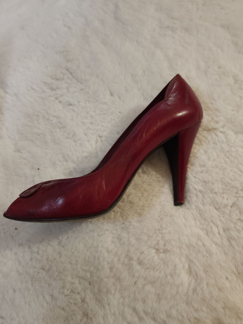 Scarpe da donna: Escarpins bordeaux – Usato da Donneloye venduto da gob_nn9d 1