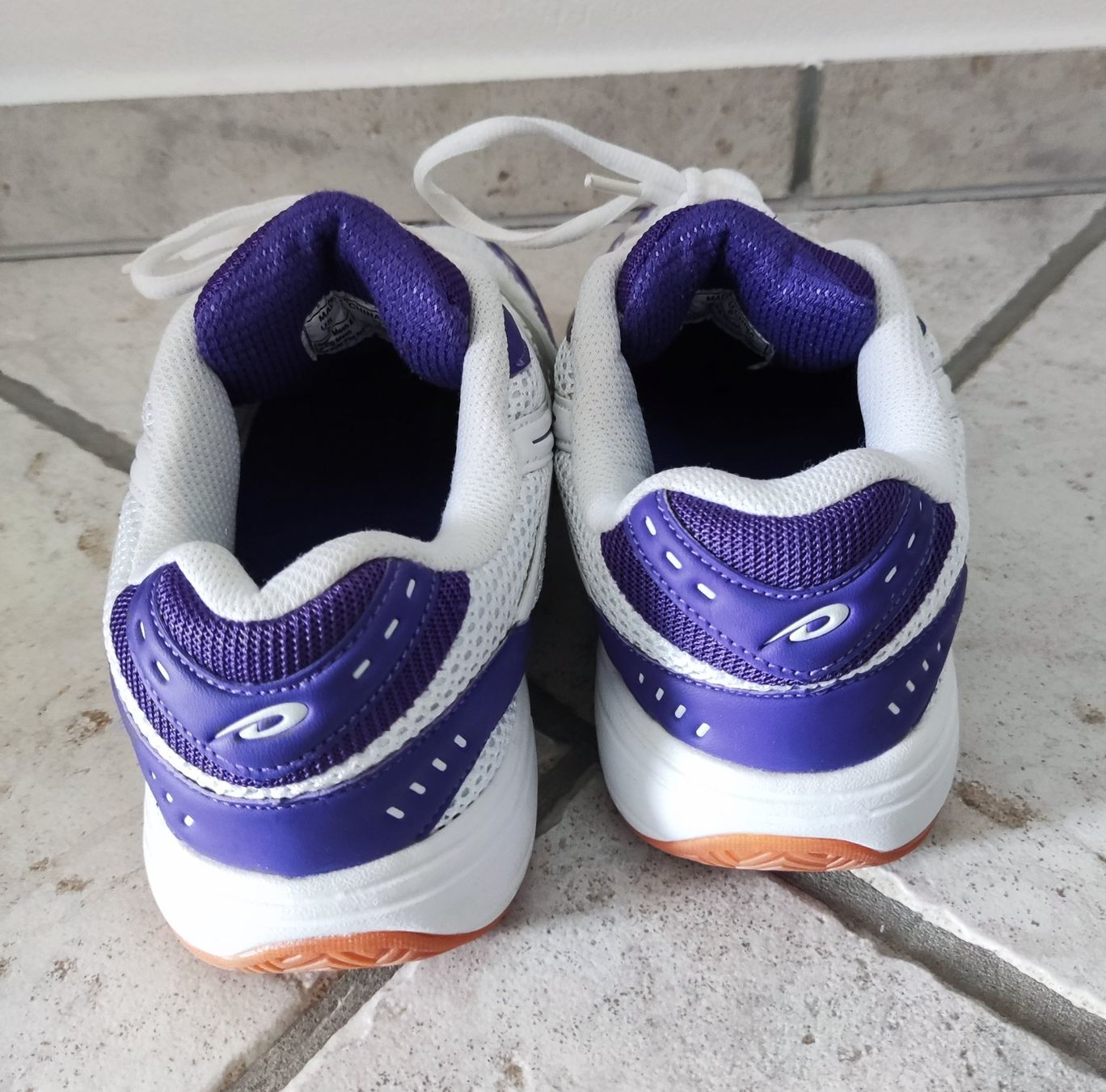 Scarpe da donna: PANTHER SPORTSCHUH GR.39 – Usato da Chur venduto da Rodanisa 5