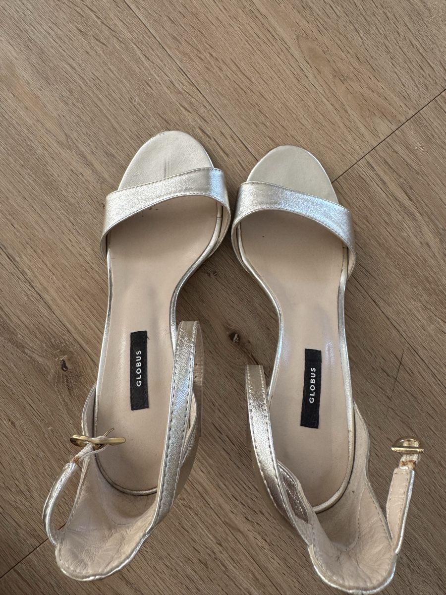 Globus Chaussures femmes: Sandalen globus – D'occasion à Eschlikon TG par Didi2007_ 1