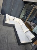 Rattan Lounge Set schwarz mit weissen Kissen gebraucht