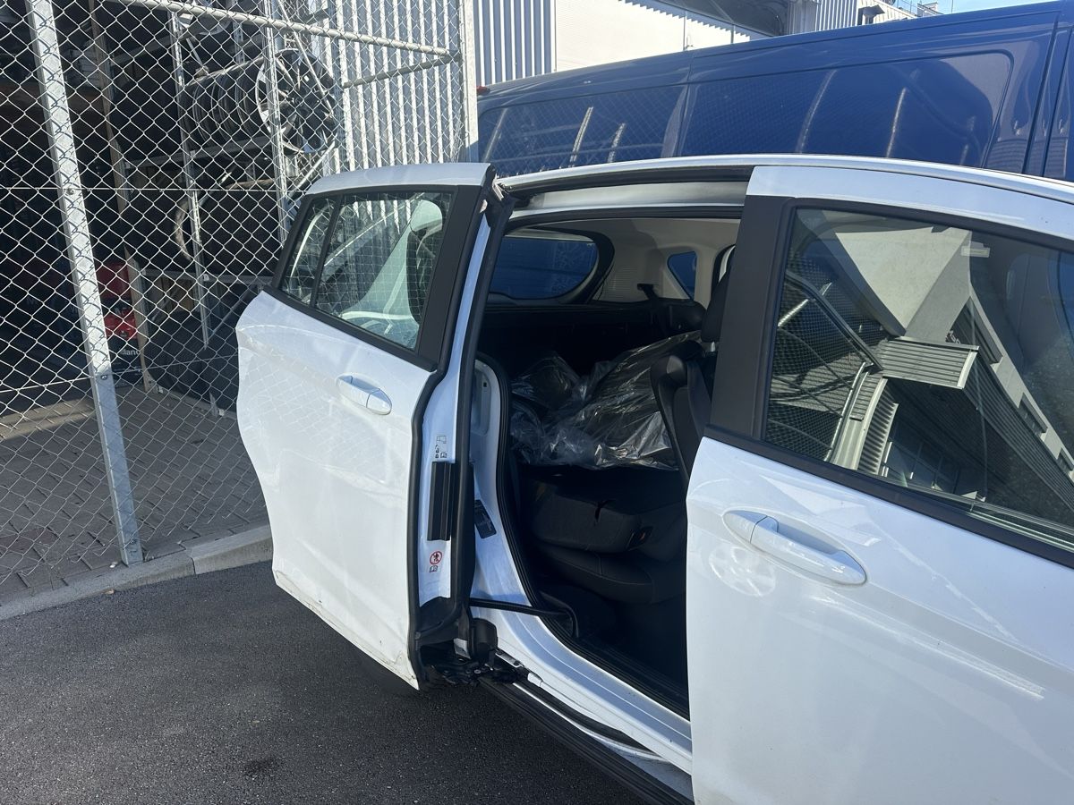 Ford Autos: Ford B-Max – Gebraucht aus Emmen von rec_595m 4