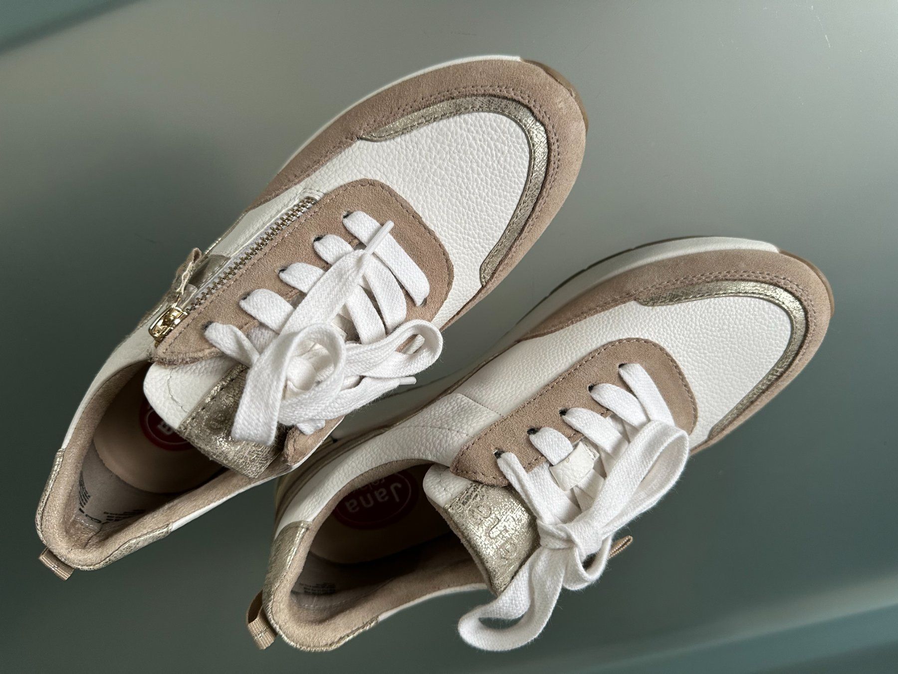 Jana Scarpe da donna: 2 Paar super Damenschuhe "JANA relax" neu. Grösse 37 – Nuovo (secondo la descrizione) da Zürich venduto da Linthi1 1