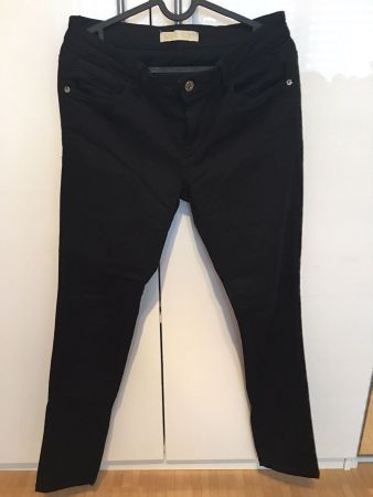 ZARA DAMEN JEANS-GR.40-SCHWARZ-NEU