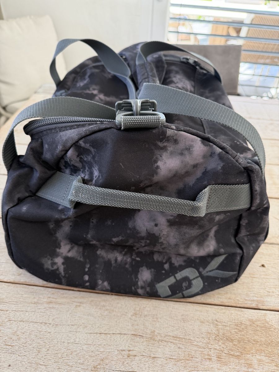 Dakine Borse: Sac de voyage/sport – Usato da Vétroz venduto da clc_6cdz 3