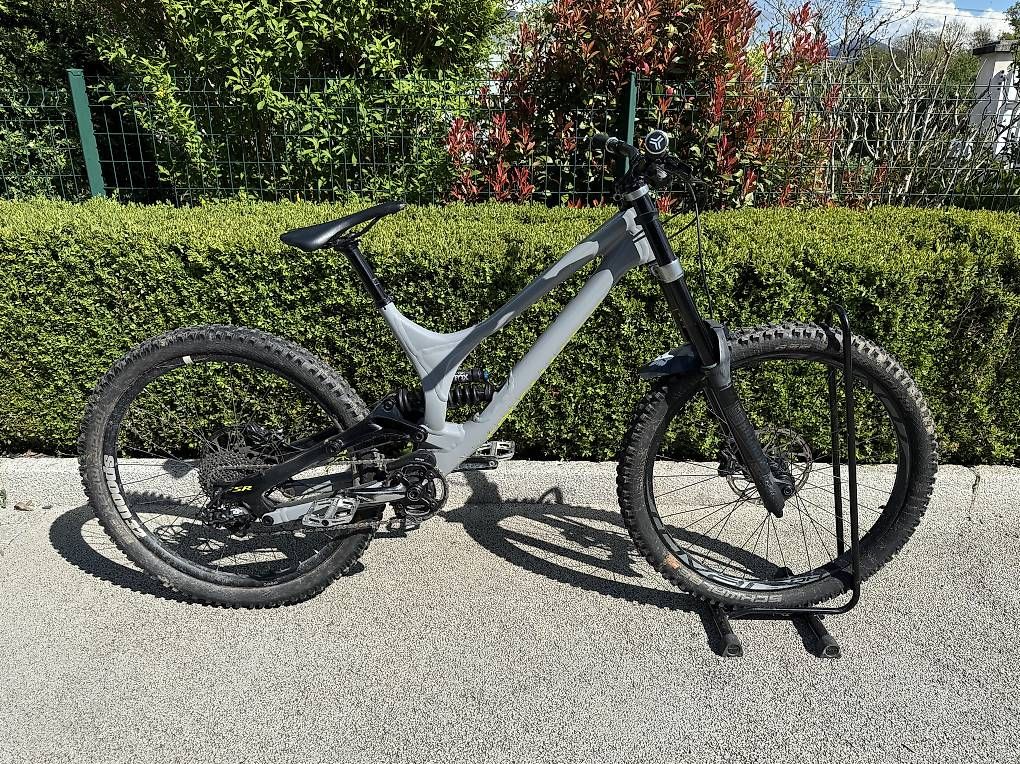 Biciclette: VTT DH Specialized Demo 8 – Usato da Satigny venduto da ant_t8mc 2