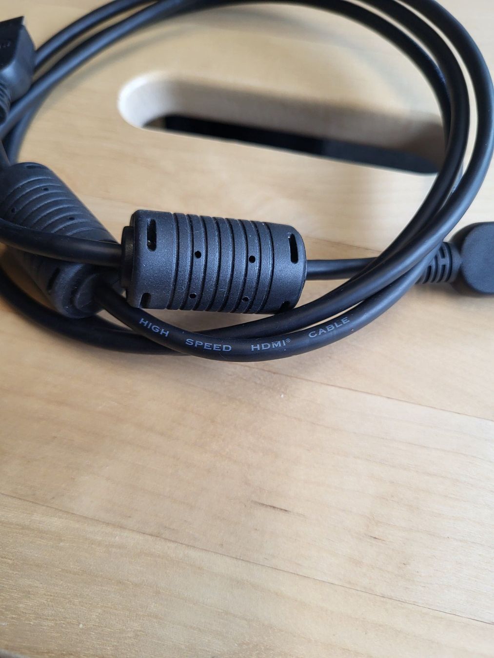 Cavi: HDMI high speed Kabel Modell: E119932, 1,7 m – Usato da Rümlang venduto da Greenliff 1
